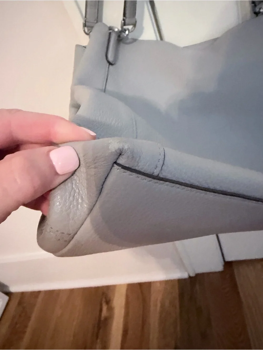 kate spade light gray leather shoulder bag